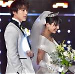 Arata Mackenyu's Marital Status and More