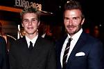 Cruz Beckham Height, Weight, Net Worth, Age, Birthday, Wikipedia, Who, Nationality, Biography