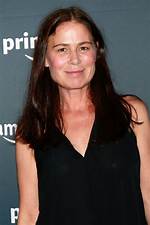 Discovering Maura Tierney's Height: More Than Just a Number