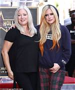 Does Avril Lavigne Have Kids?