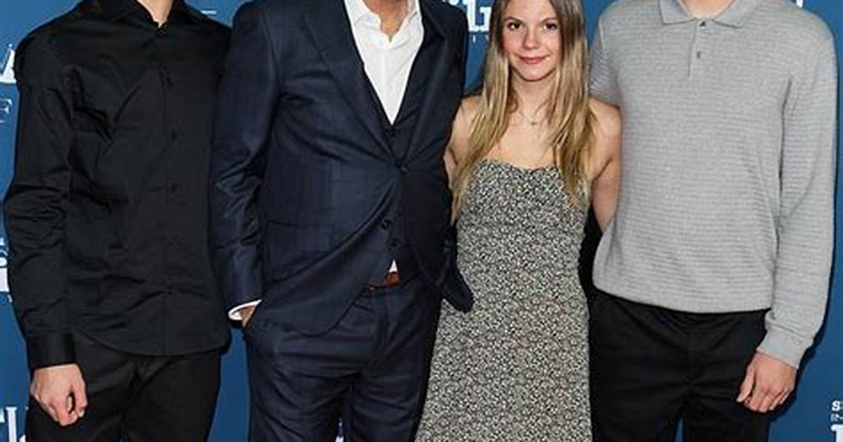 Exploring Kevin Costner's Kids: a Glimpse into His Family Life