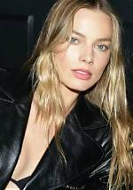 Exploring the Allure of Margot Robbie's Thighs