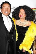 Her 2 Marriages & Affair with Smokey Robinson Hollywood Life