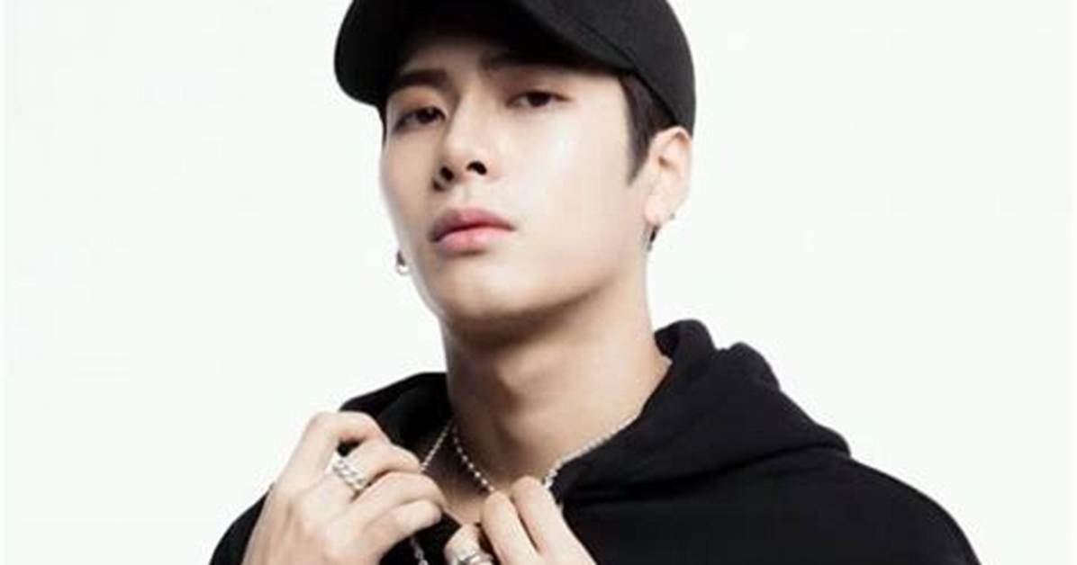 Jackson Wangs Girlfriend He Wasn't Allowed to Date Because of Contracts