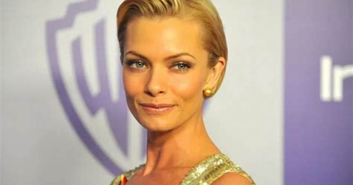 Jaime Pressly – Bio, Net Worth, Is She Related to Elvis Presley and Margot Robbie