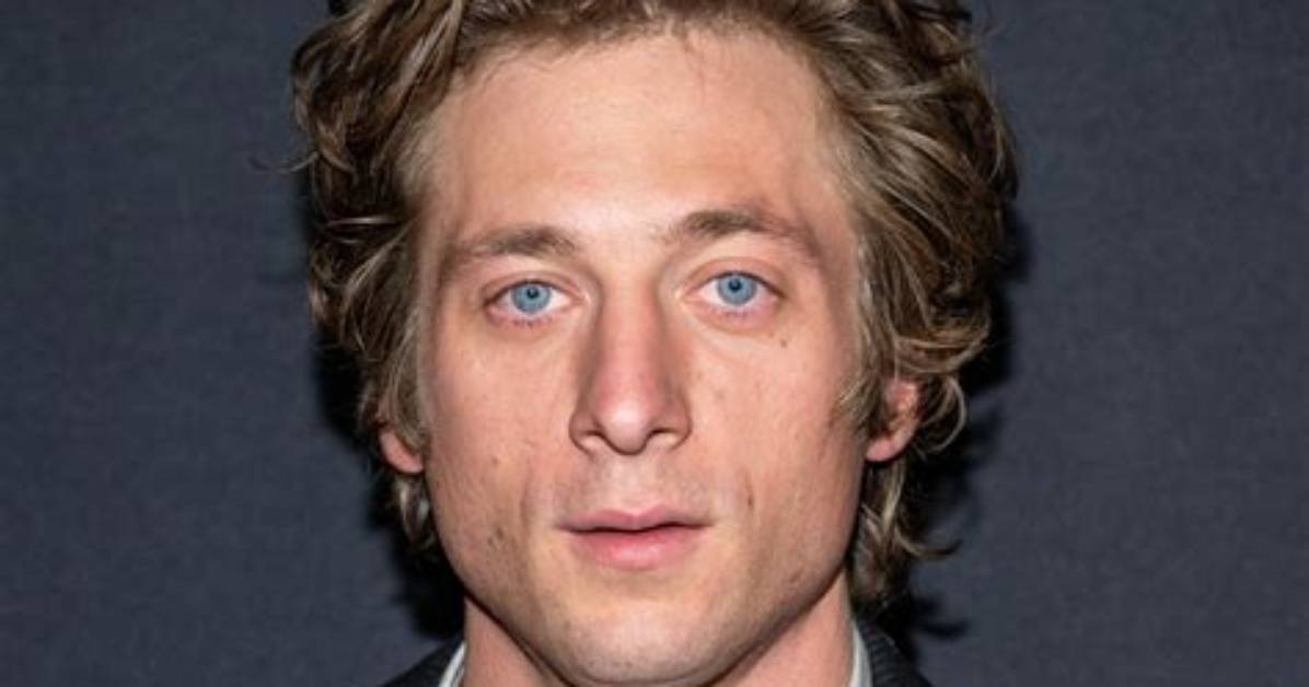 Jeremy Allen White's Back Surgery: a Comprehensive Look into His Journey