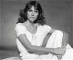 Karen Carpenter Biography, Age, Songs, Death, Husband, Story, Movies and Drums