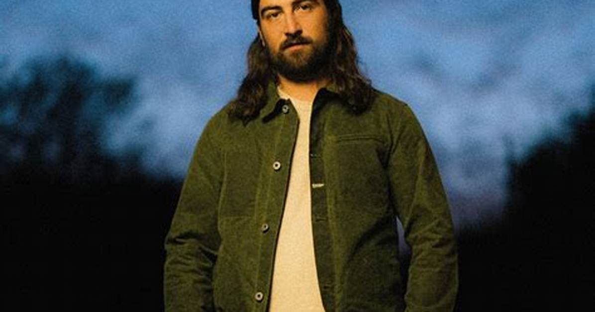 Noah Kahan: the Modern Bard Inspired by Bob Dylan