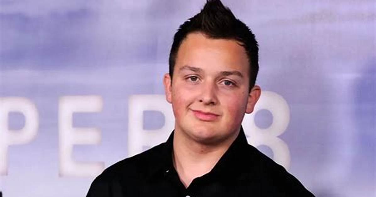 Noah Munck Actor, Bio, Wiki, Age, Height, Girlfriend, iCarly, Youtube, and Net Worth ·