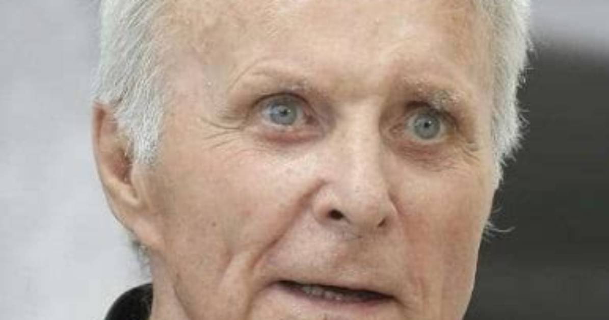 Robert Conrad Bio, Net Worth, Age, Height, Wife and Children, Dead or Alive
