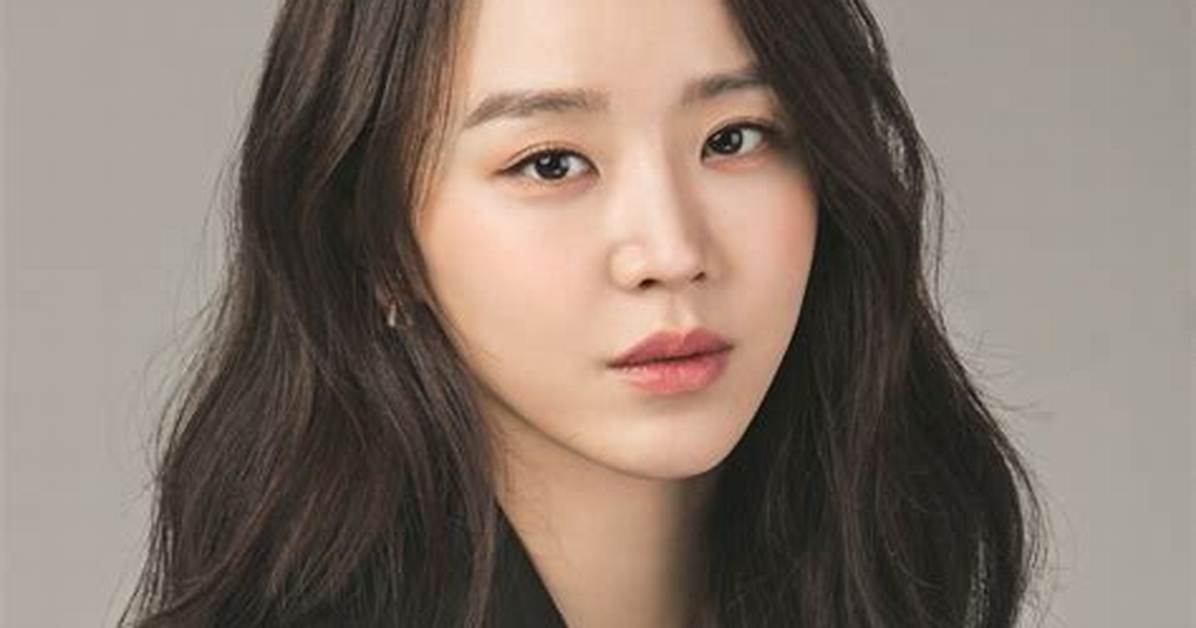 Shin Hye-Sun: the Captivating Star of Mr. Queen