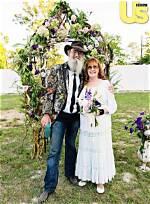 Si Robertson Says Wife Christine Robertson Is Too Ill for Duck Dynasty Filming ·