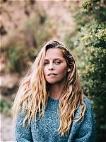 Teresa Palmer Opens up About Looking Like Kristen Stewart |