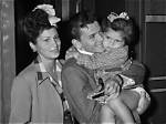 Unraveling the Sinatra Connection: Was Nancy Sinatra Related to Frank Sinatra?