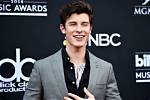 Unveiling Shawn Mendes' Age and Its Significance