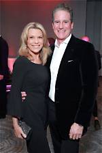 Unveiling Vanna White's Relationship Status: Intriguing Revelations