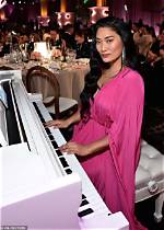 Who Are Chloe Flowers Parents? Chloe Flower Biography, Parents Name, Nationality and More